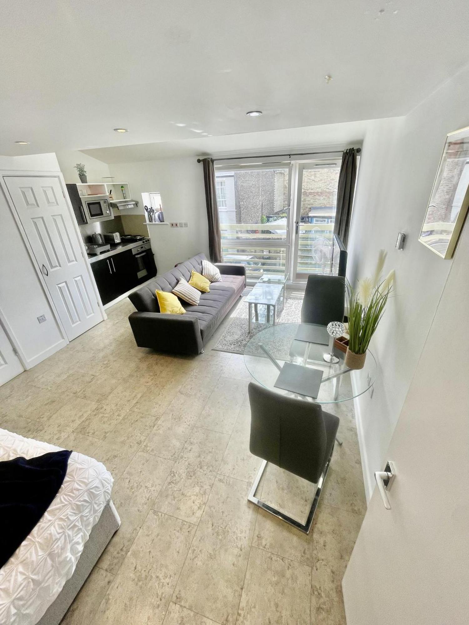 Apartment Stunning In
